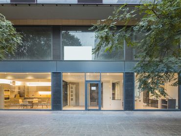 Local comercial en venta en Les Corts