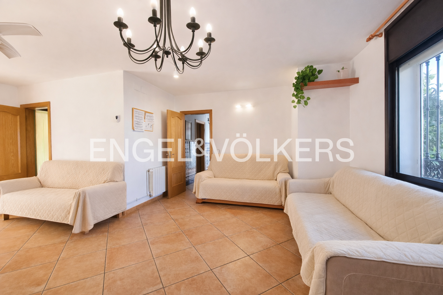 Sala de estar de Casa o chalet en venta en Tordera con Calefacción, Jardín privado y Terraza