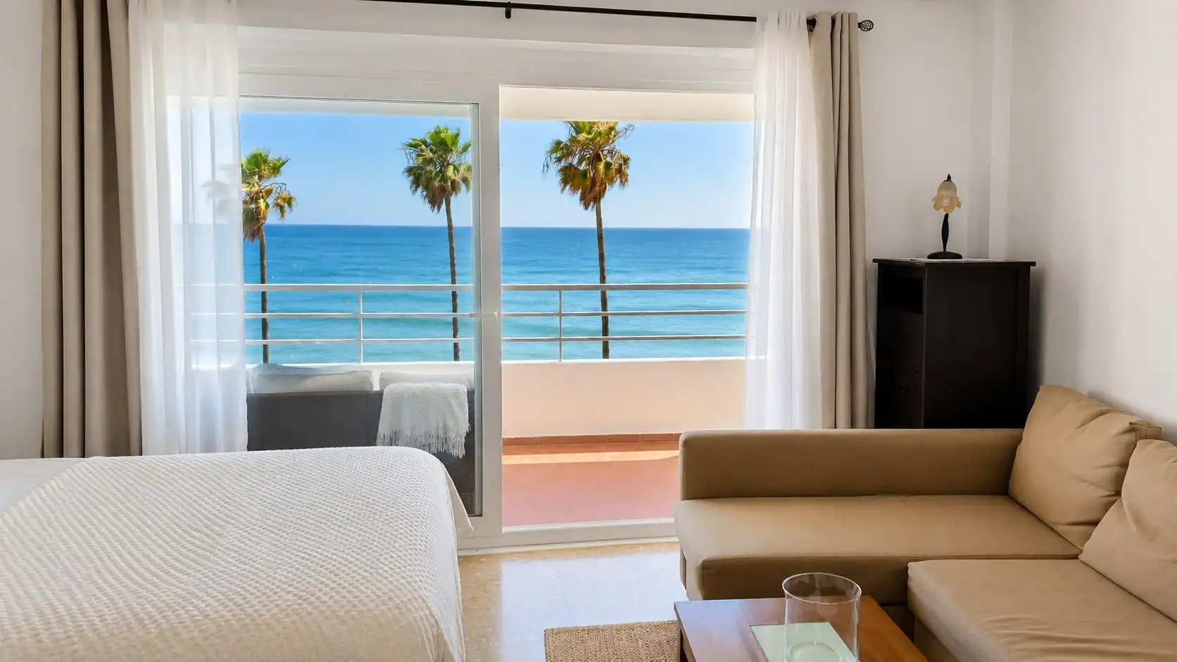 Habitación de Apartamento de alquiler en Mijas con Jardín privado, Terraza y Trastero