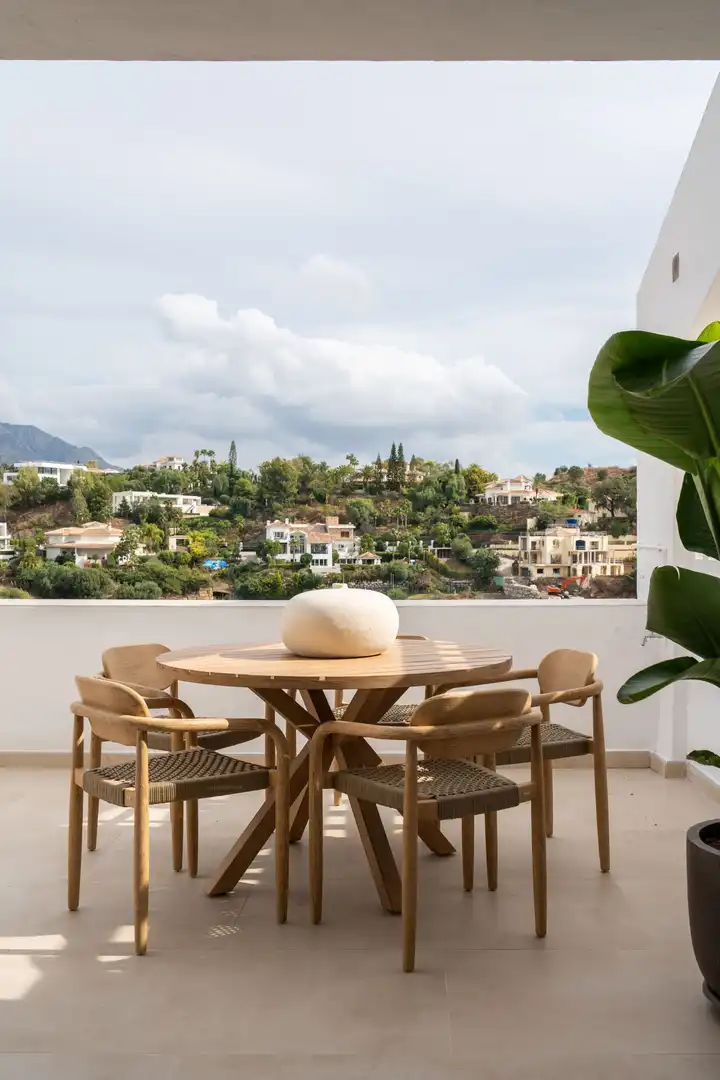 Flat with pool for sale in Nueva Andalucía, imagen 2