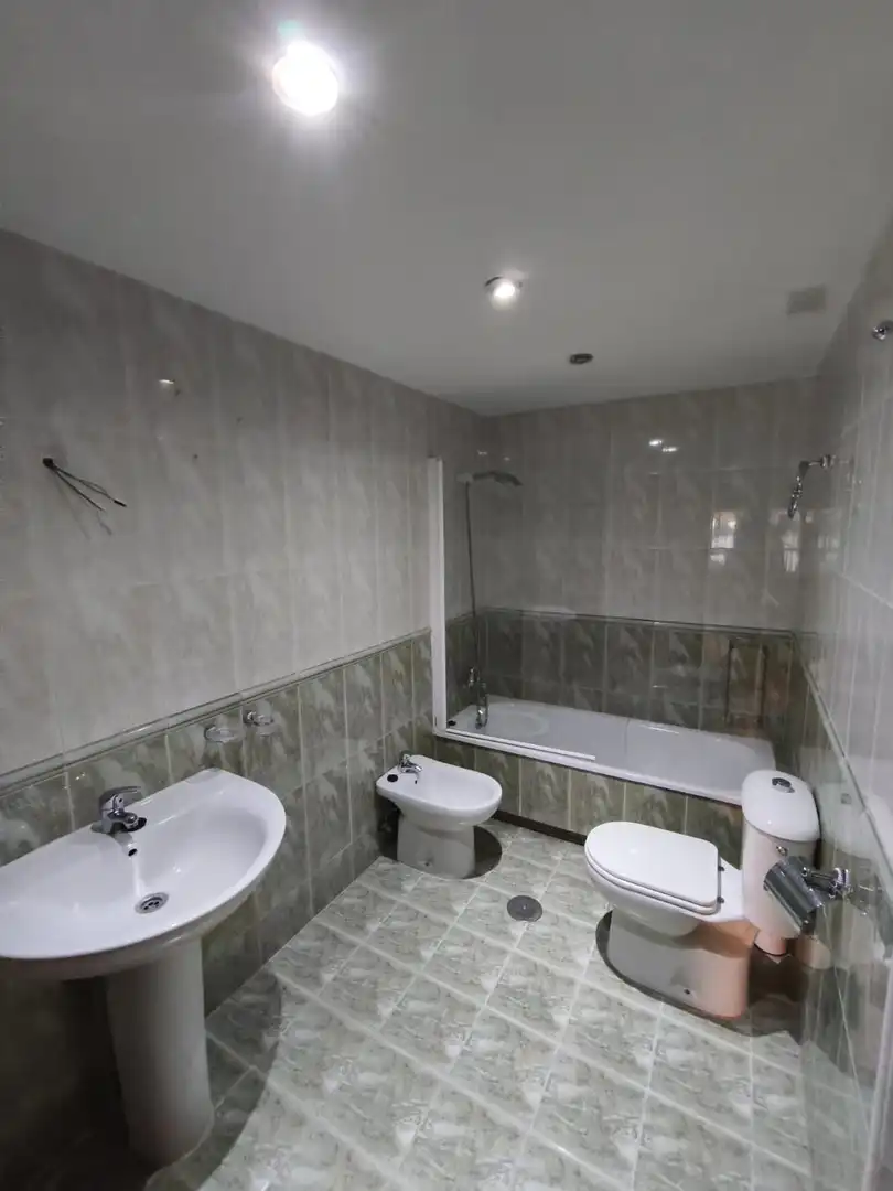 Baño de Piso en venta en Cáceres con Aire acondicionado, Calefacción y Terraza