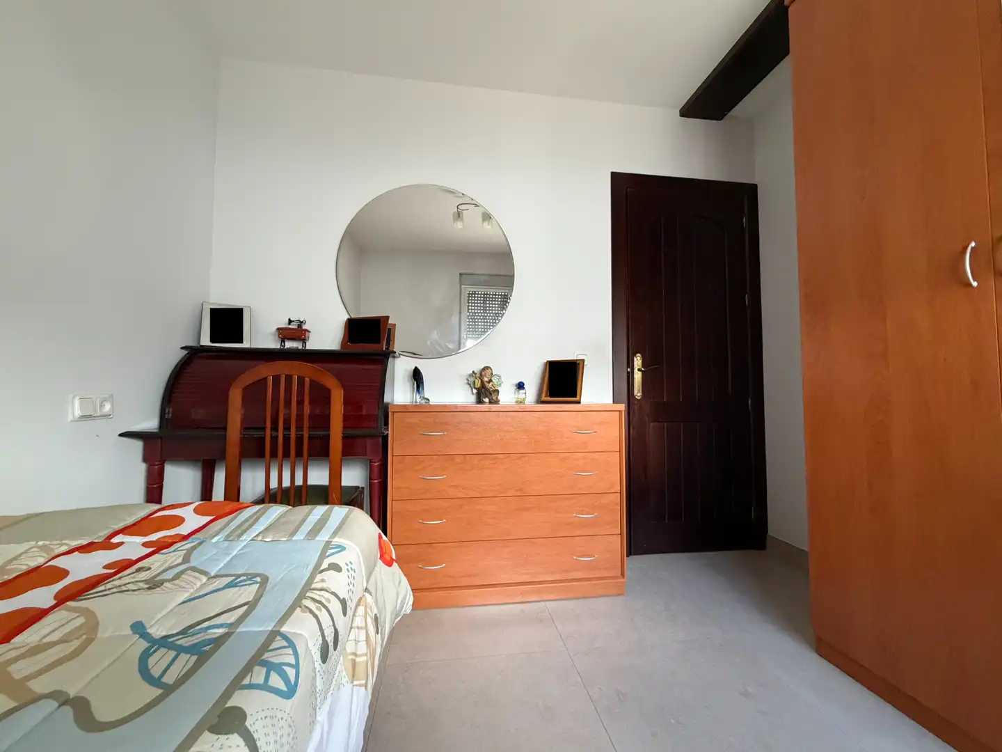 Dormitori de Casa o xalet en venda en Torreperogil amb Aire condicionat, Jardí privat i Traster