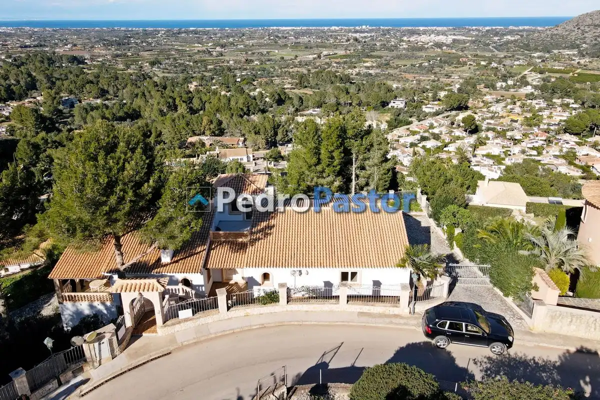 Chalet con piscina en venta en La Sella, imagen 2