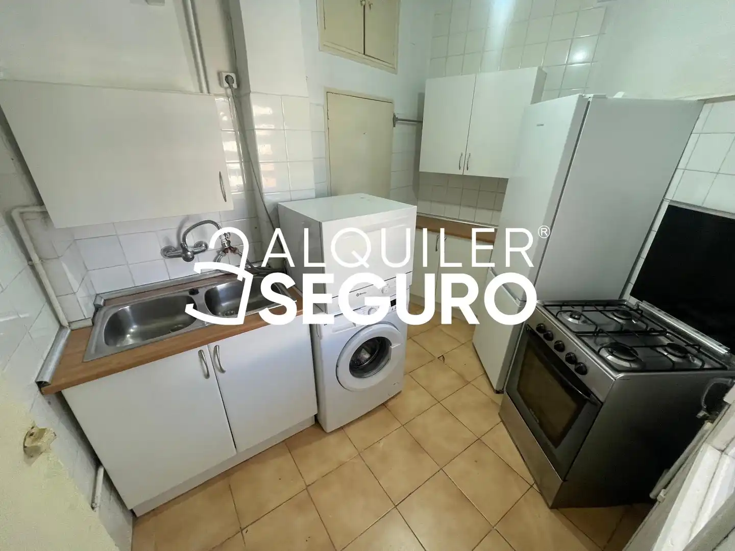 Kitchen of Flat for rent in Madrid  with Air Conditioner, Heating and Terrace
