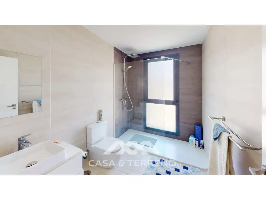 Bany de Apartament en venda en Vélez-Málaga amb Aire condicionat i Piscina comunitària