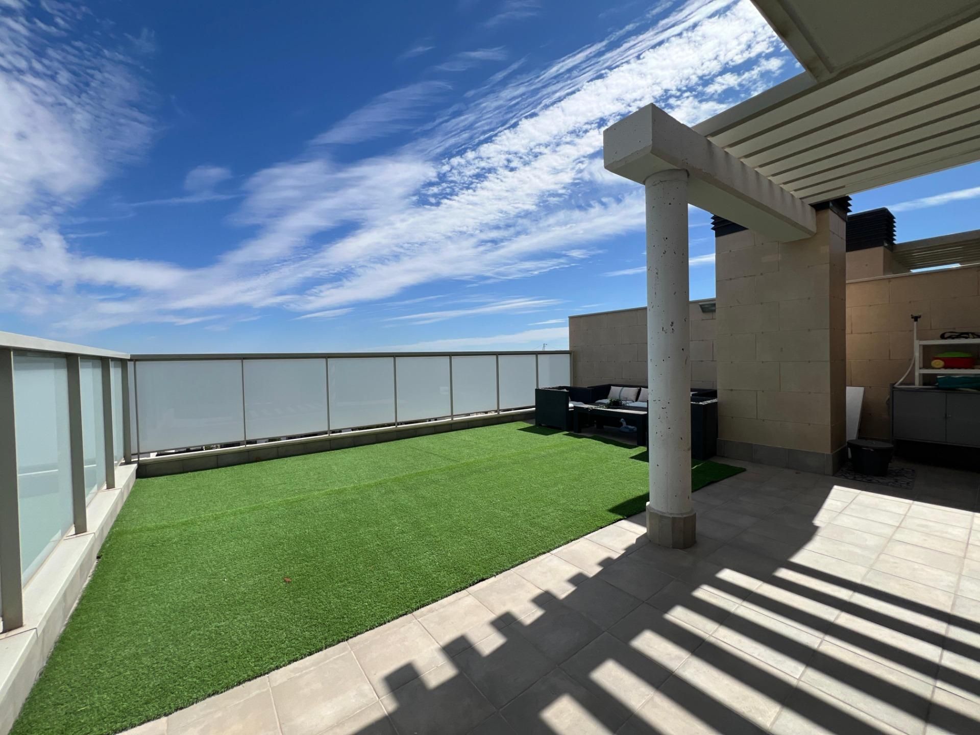 Terraza de Ático de alquiler en Móstoles con Calefacción, Terraza y Trastero