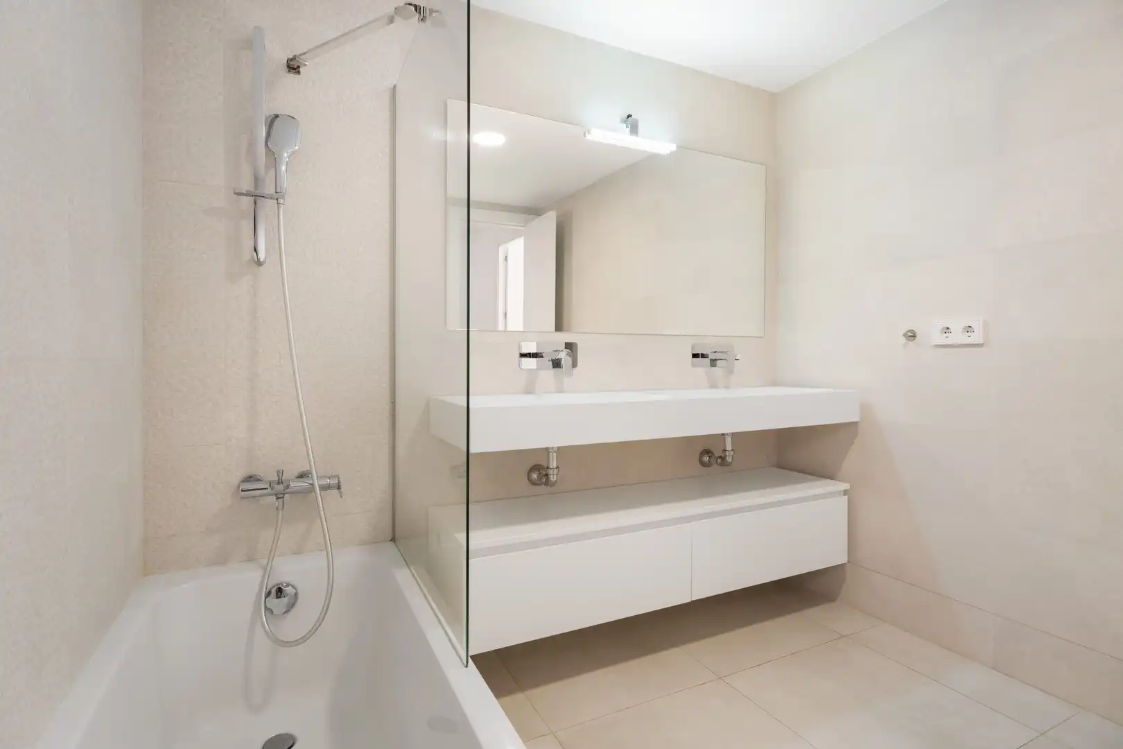 Apartament amb ascensor en venda a Nueva Andalucía, imagen 35