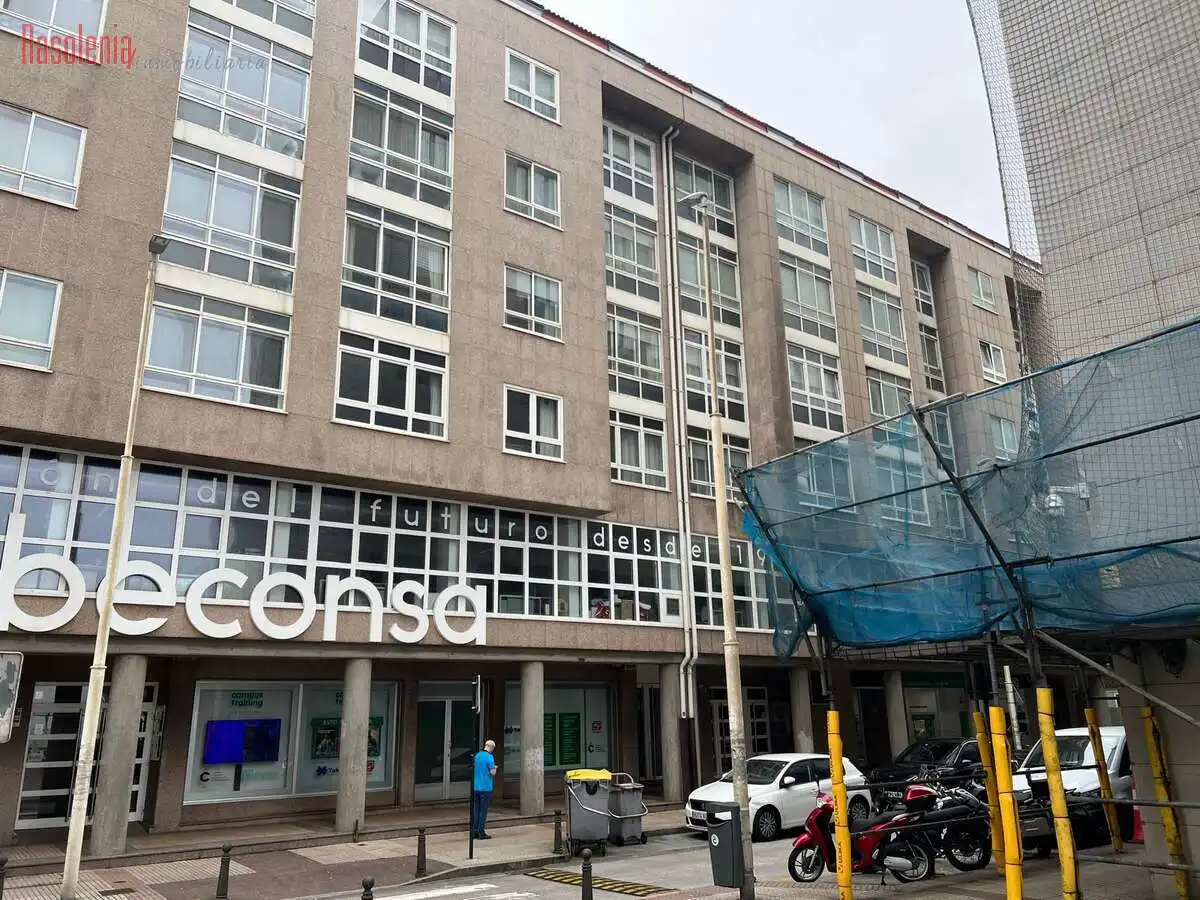 Oficina amb ascensor en venda a Comandantes Fontanes 11, imagen 10