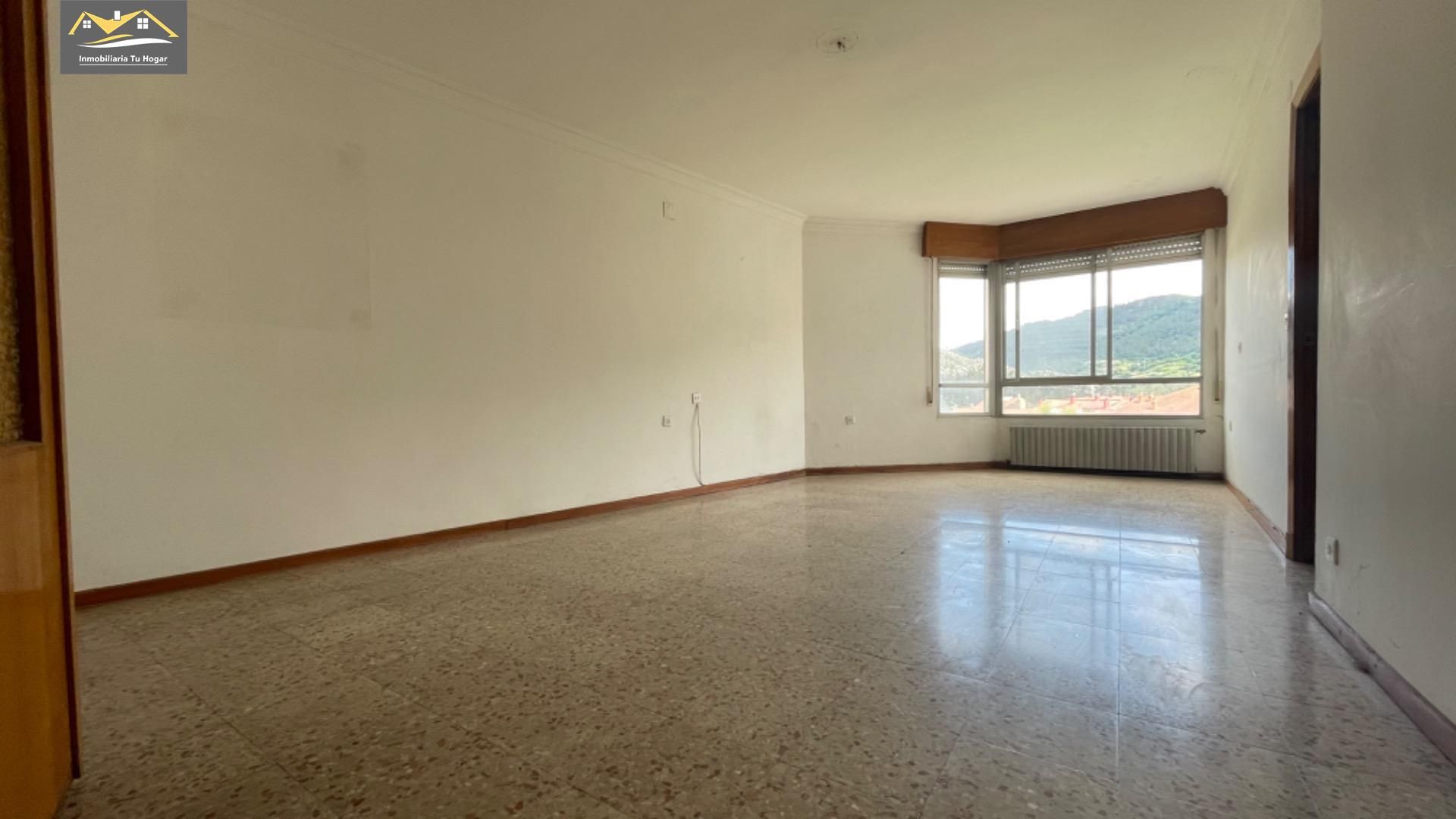 Flat for sale in Calle Calle del Piñeiral, Ribadavia