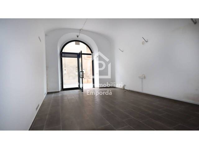 Local comercial en Venta en Calle Unió en La Vila