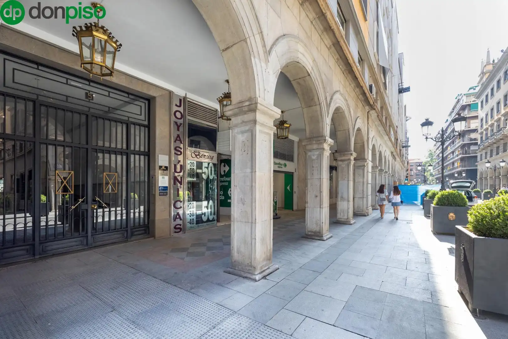 Local comercial en venda a Calle SARABIA, imagen 2