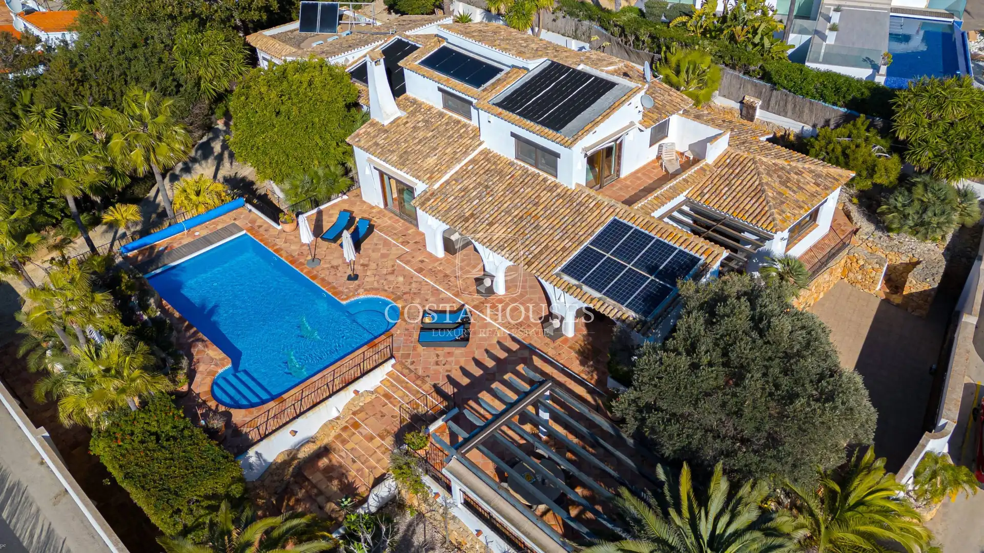 Vista exterior de Casa o xalet en venda en Moraira amb Aire condicionat, Calefacció i Jardí privat