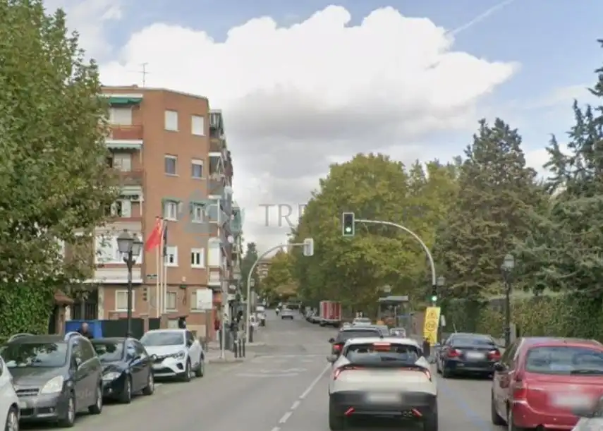Flat for sale in AV RAFAELA YBARRA  Pl: Pt:IZ  MADRID (MADRID)