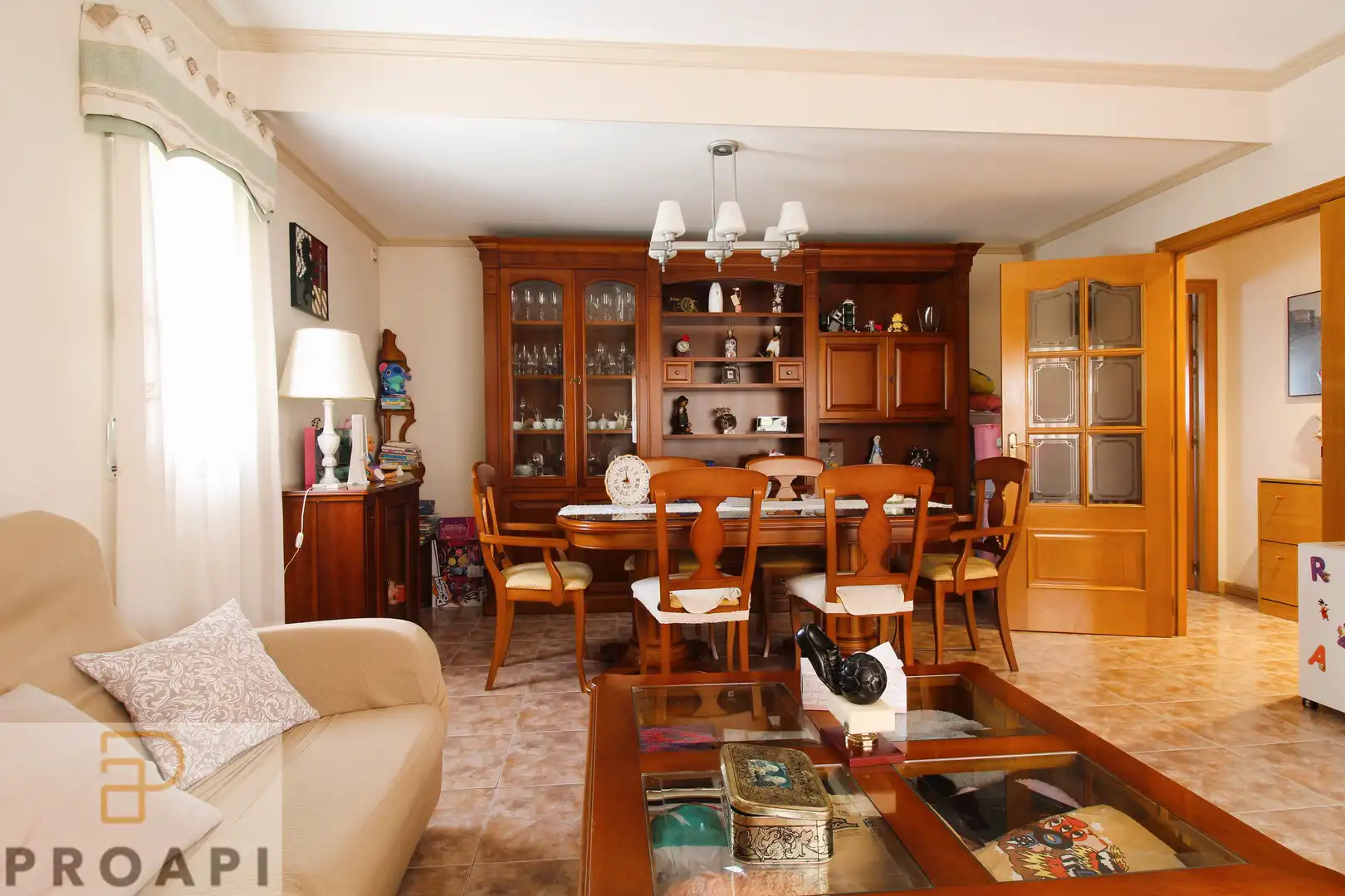 Comedor de Casa o chalet en venta en Girona con Aire acondicionado, Calefacción y Jardín privado