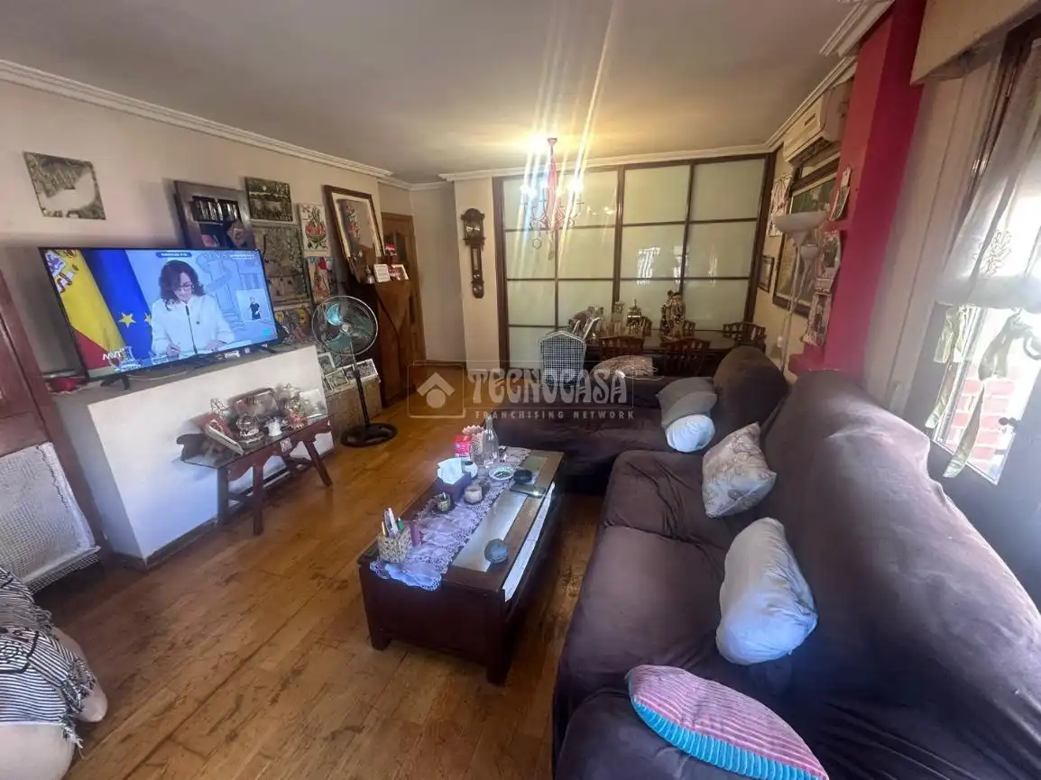 Piso en venta en Avenida de la constitución, Centro