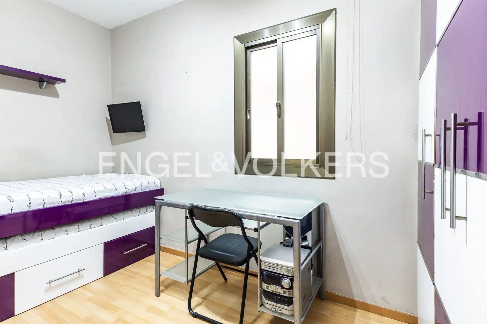 Schlafzimmer von Wohnung zum Verkauf in Barcelona mit Klimaanlage, Heizung und Privatgarten