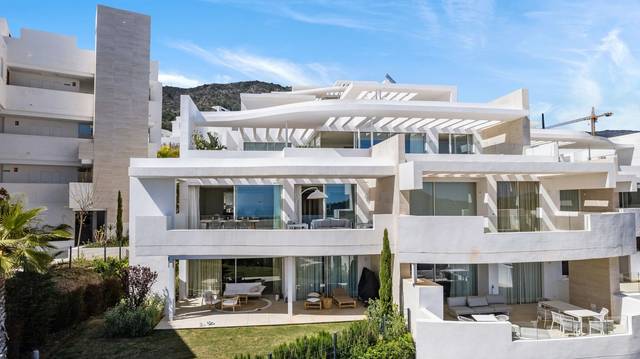 Piso en Venta en Marbella - Marbella,La Cañada,A-355 en Torrecilla - La Cañada