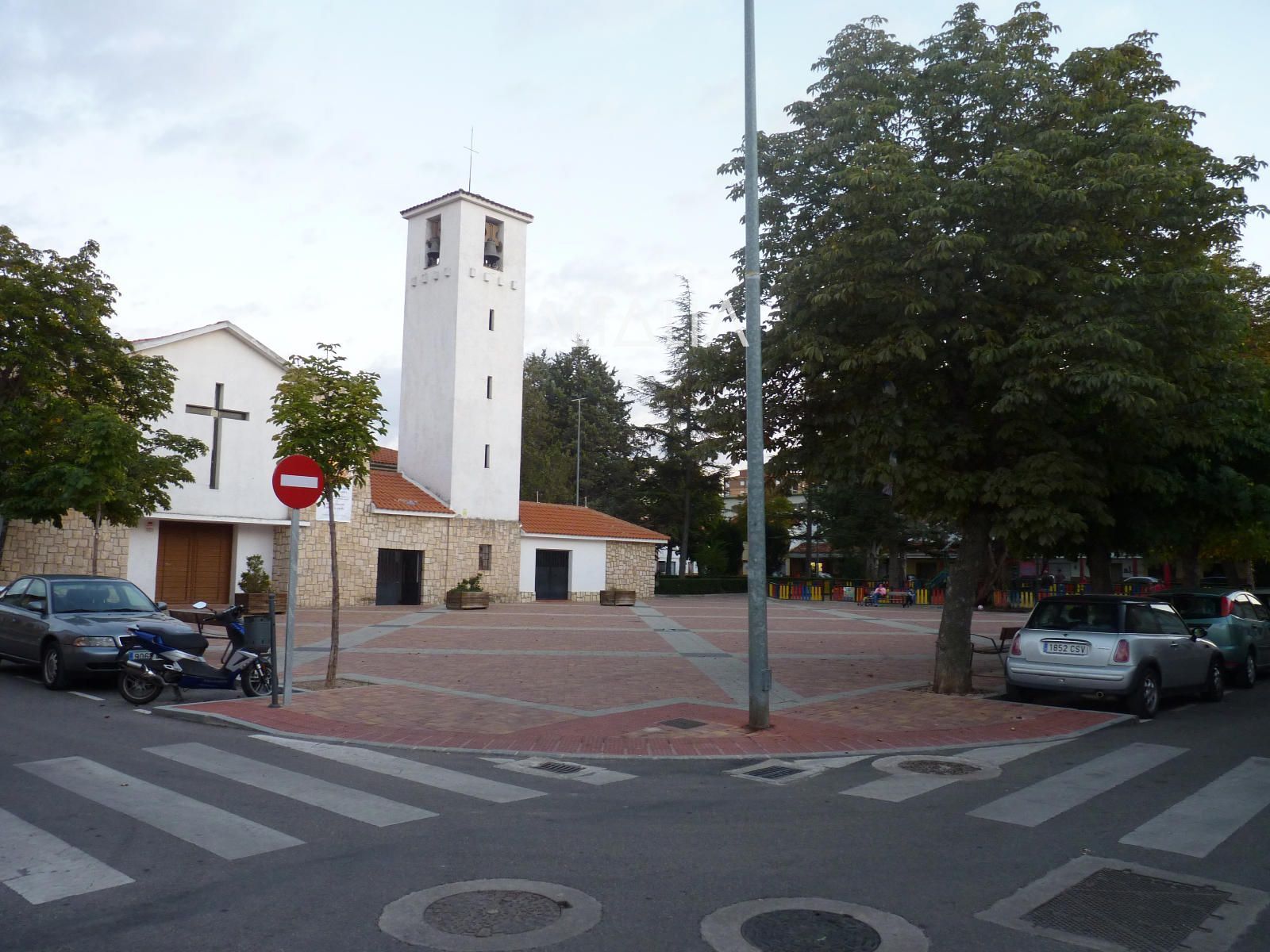 Exterior view of Single-family semi-detached for sale in Cuenca Capital