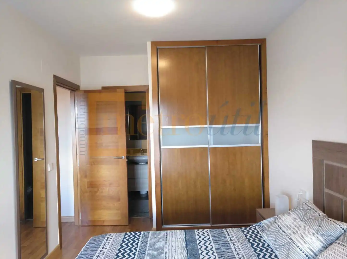 Flat for rent in Calle Juan Maluquer, La Platina- Hospital - Campus