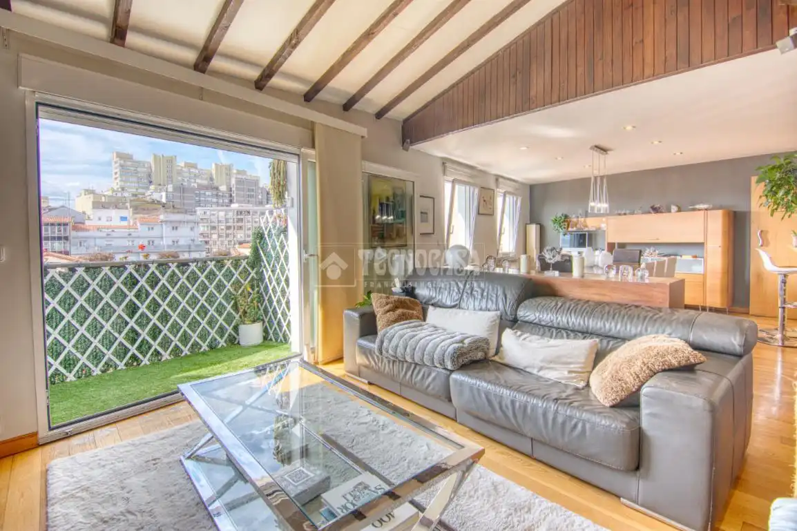 Sala de estar de Piso en venta en Santander con Terraza y Trastero