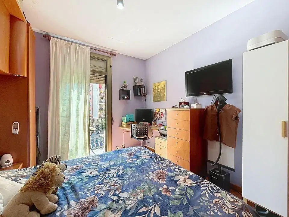 Habitación de Apartamento en venta en Barcelona con Aire acondicionado, Calefacción y Parquet