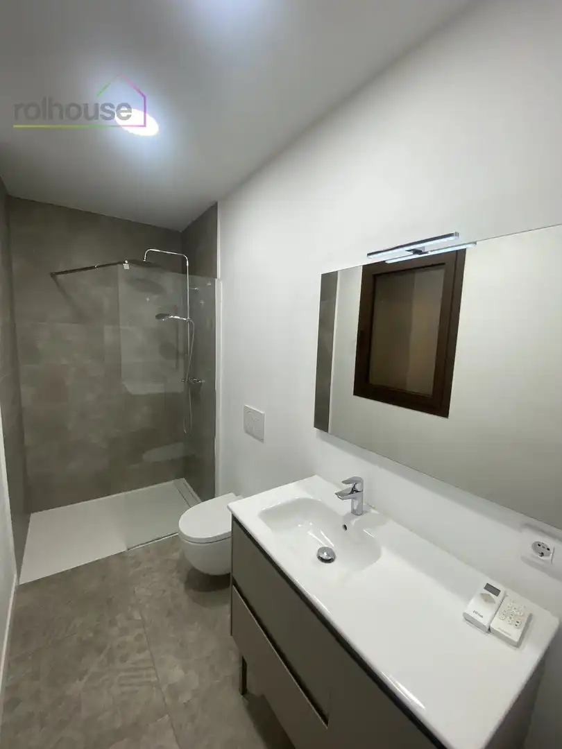 Badezimmer von Maisonette zur Miete in Binissalem mit Klimaanlage, Parkett und Terrasse