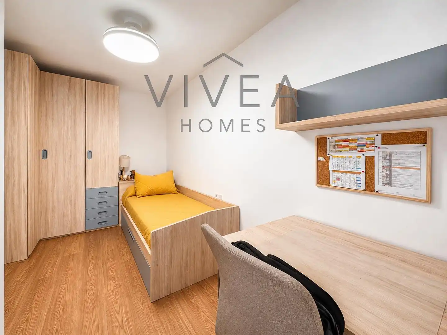 Bedroom of Flat for sale in Sabadell  with Air Conditioner, Heating and Parquet flooring