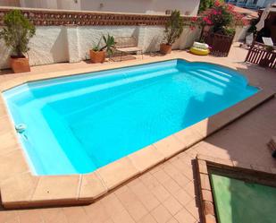 Swimming pool of House or chalet for sale in Benalmádena  with Air Conditioner, Terrace and Swimming Pool