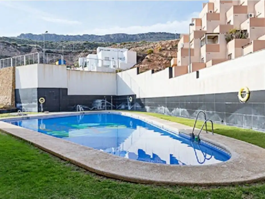 Swimming pool of Flat for sale in La Envía