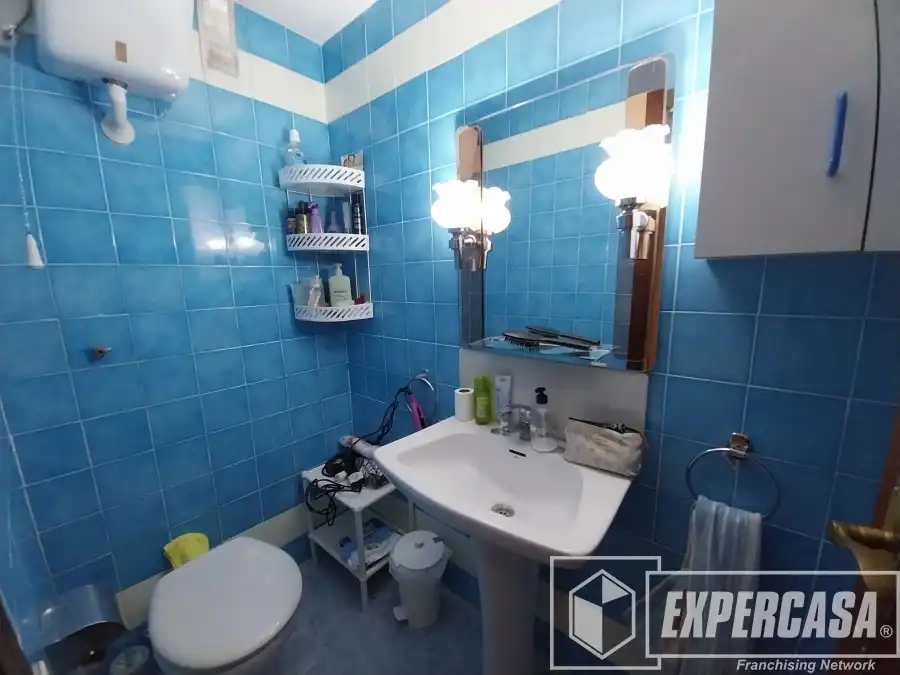 Baño de Piso en venta en Torrent con Aire acondicionado