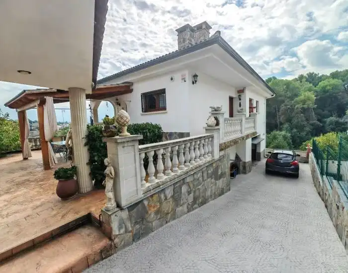 Casa con terraza en venta en Lliçà d'Amunt