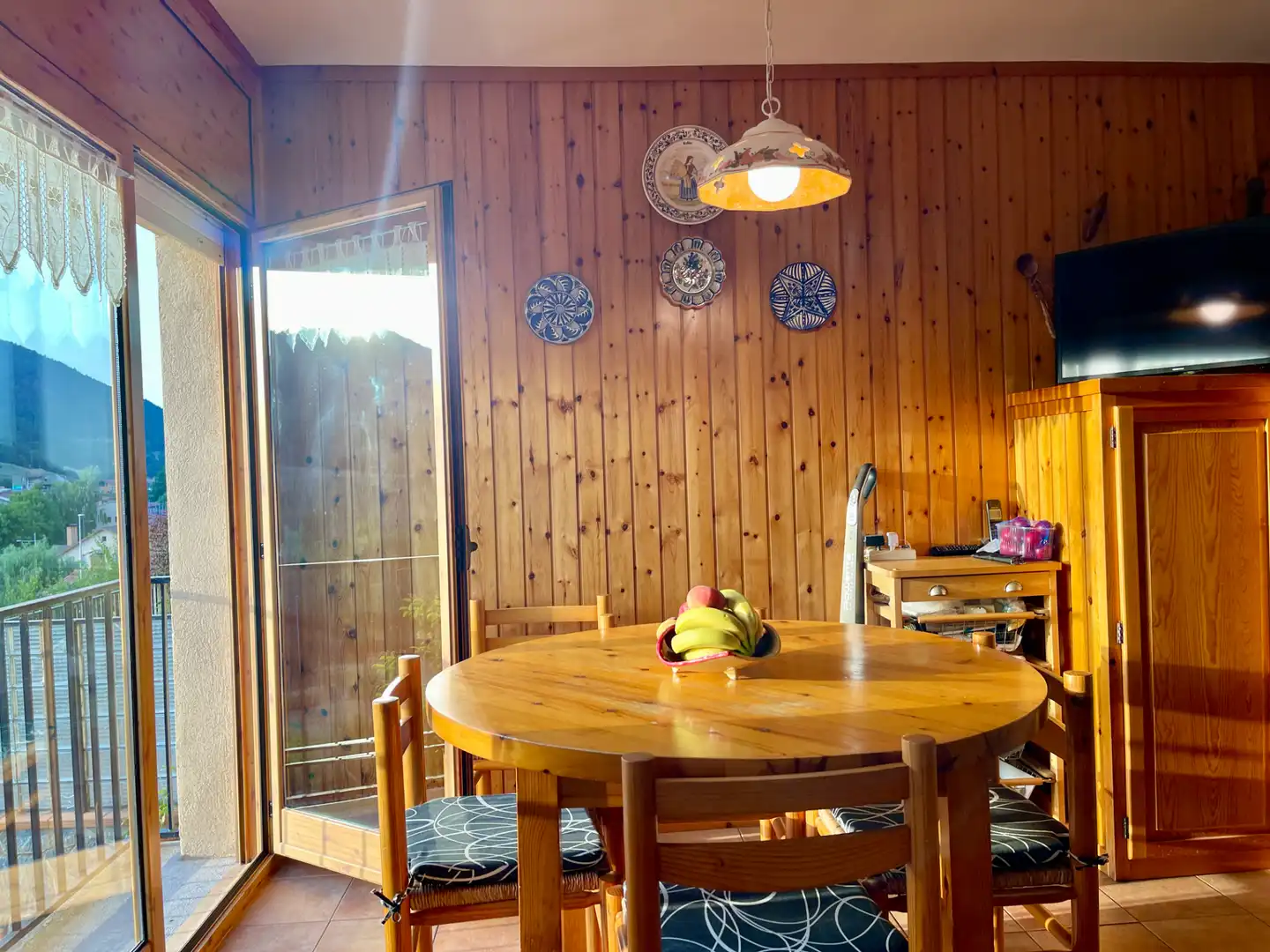 Comedor de Casa o chalet en venta en Sant Pau de Segúries con Aire acondicionado, Jardín privado y Terraza