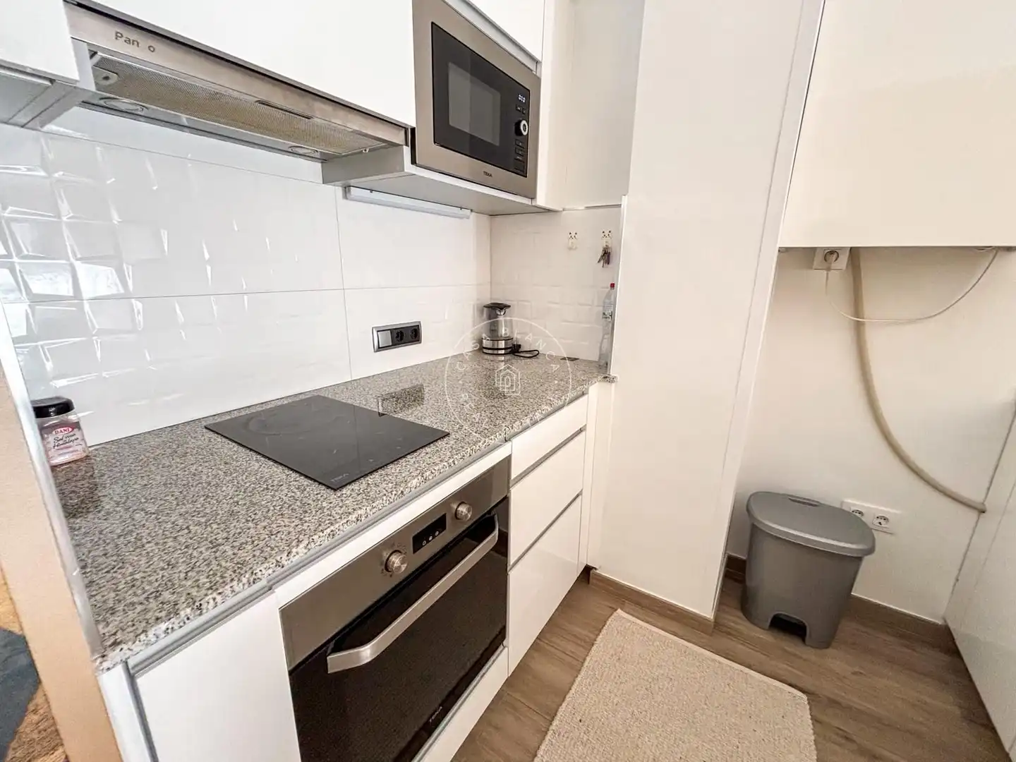 Küche von Wohnung zum Verkauf in Lloret de Mar mit Klimaanlage, Heizung und Terrasse