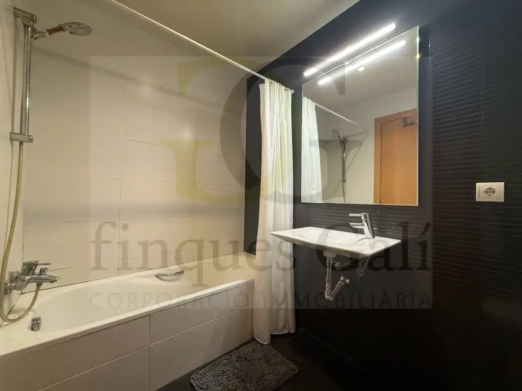 Bathroom of Flat for rent in Santpedor, Barcelona