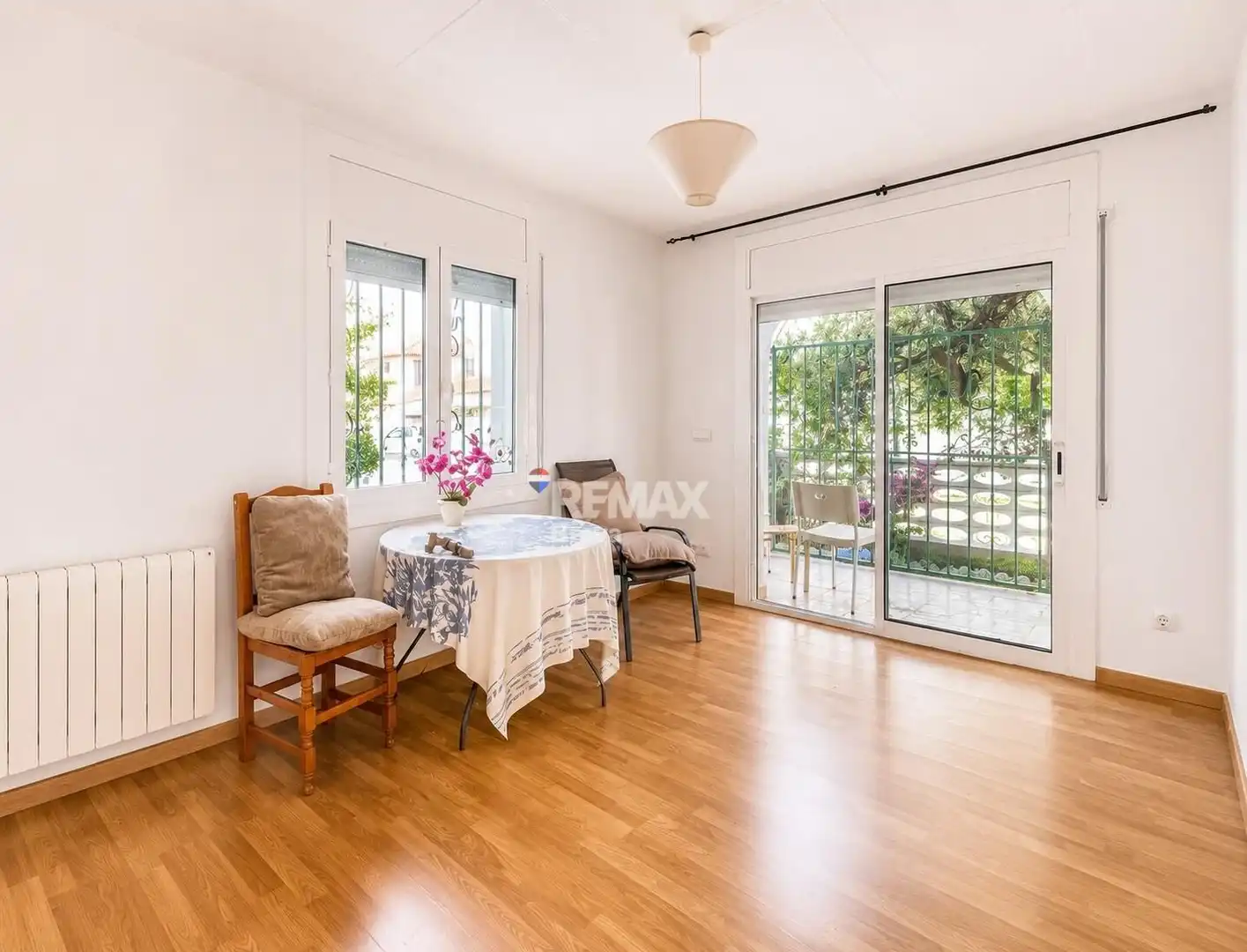 Exterior view of Houses for sale in Roses  with Air Conditioner, Private garden and Parquet flooring