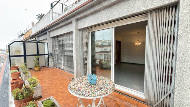 Ático en Venta en Avinguda de la Mare de Déu de Montserrat en El Baix Guinardó