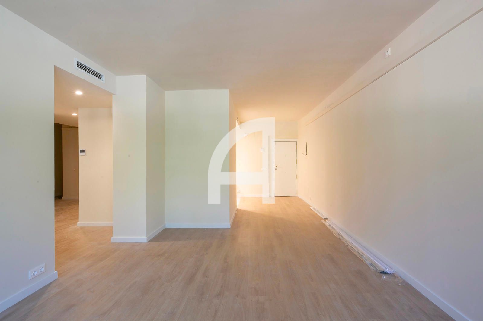 Bedroom of Flat for sale in  Barcelona Capital  with Air Conditioner, Heating and Parquet flooring