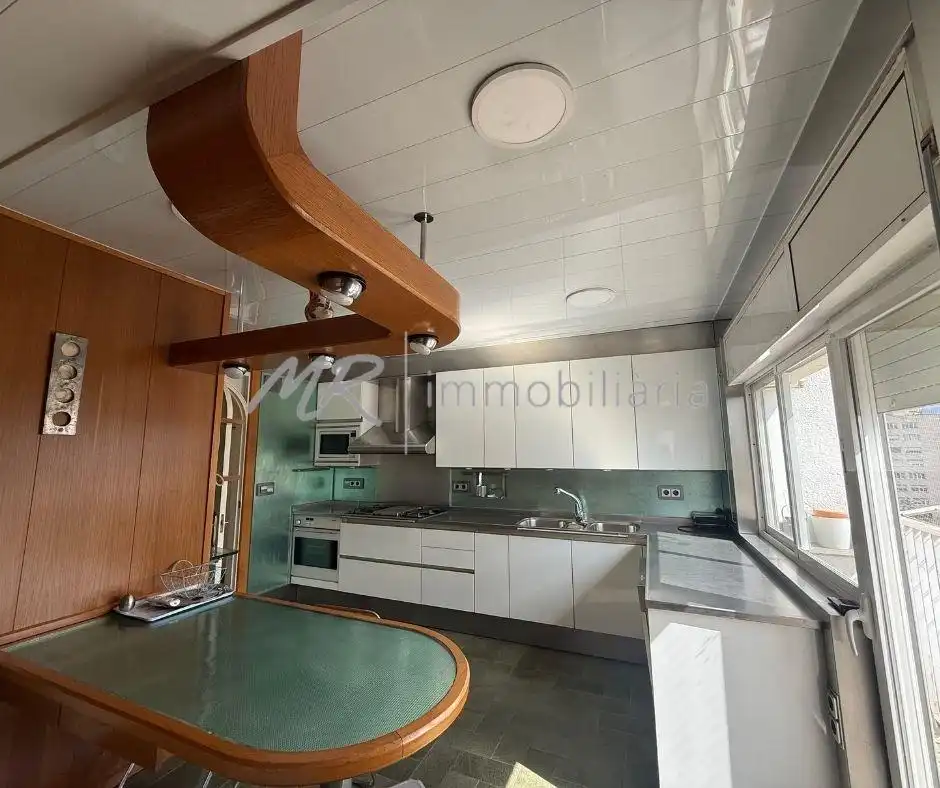 Cocina de Piso en venta en Granollers con Calefacción, Trastero y Amueblado