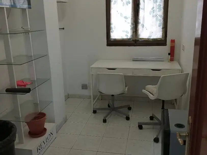 Local de lloguer en Nava amb Terrassa, Moblat i Alarma
