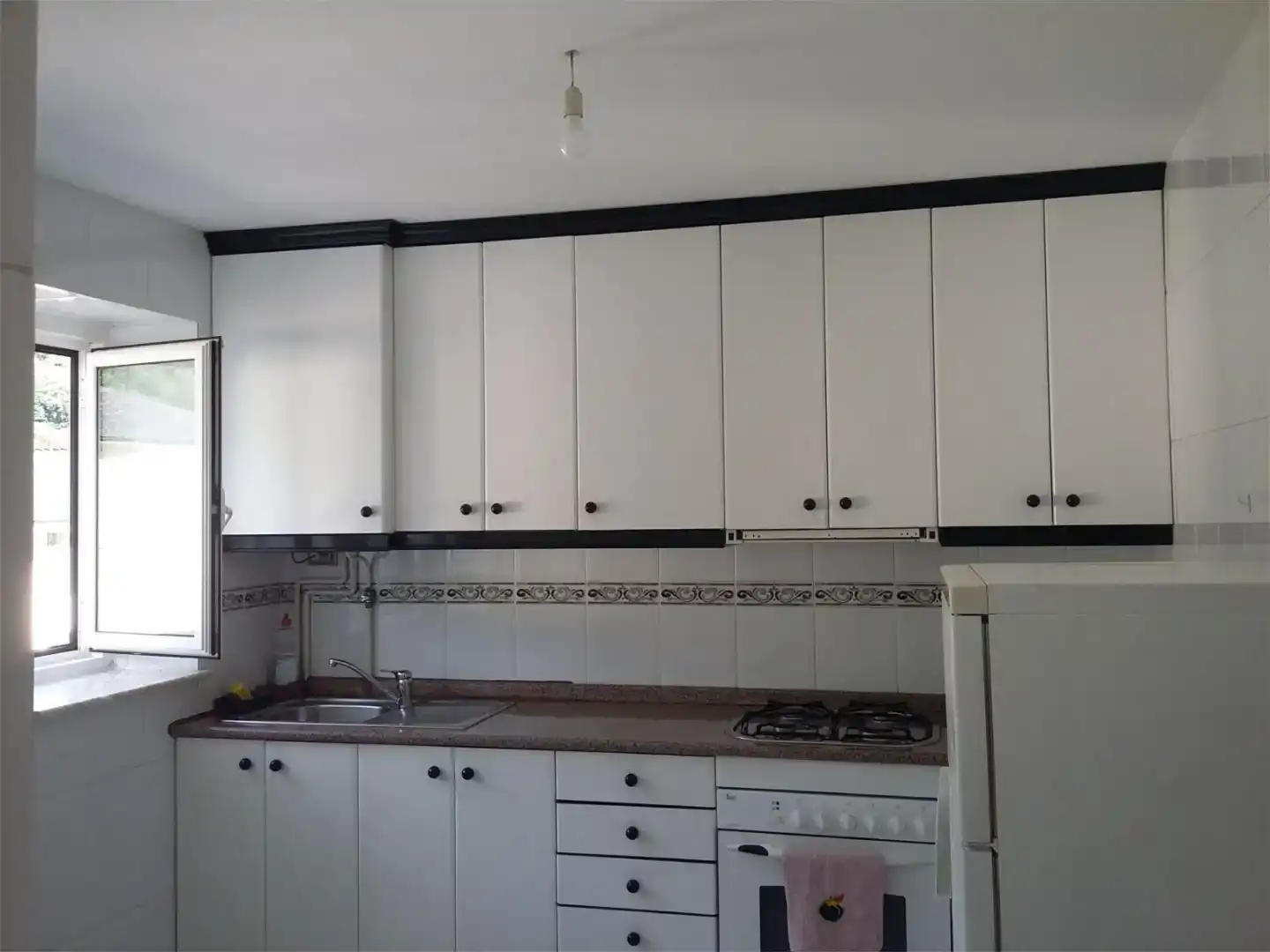 Küche von Wohnung zur Miete in Ibias mit Parkett, Abstellraum und Möbliert