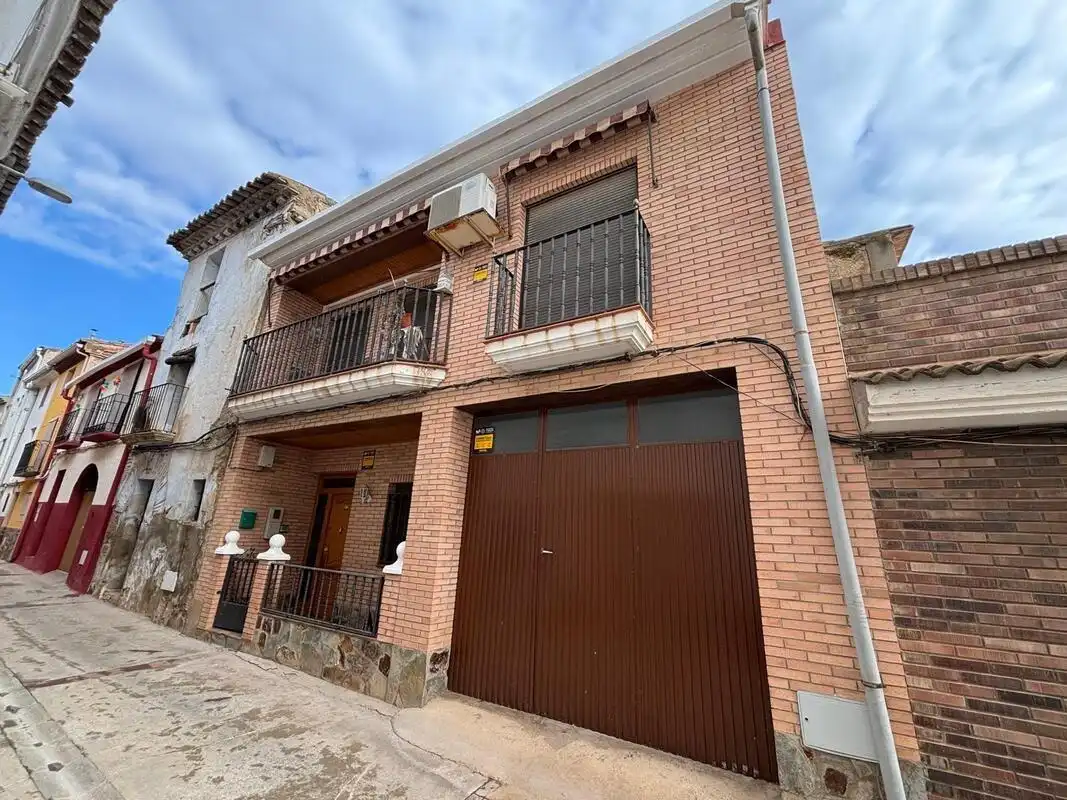 Vista exterior de Casa o chalet en venta en Escatrón, Zaragoza