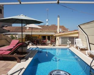 Piscina de Casa adosada en venda en Llagostera amb Aire condicionat, Terrassa i Piscina