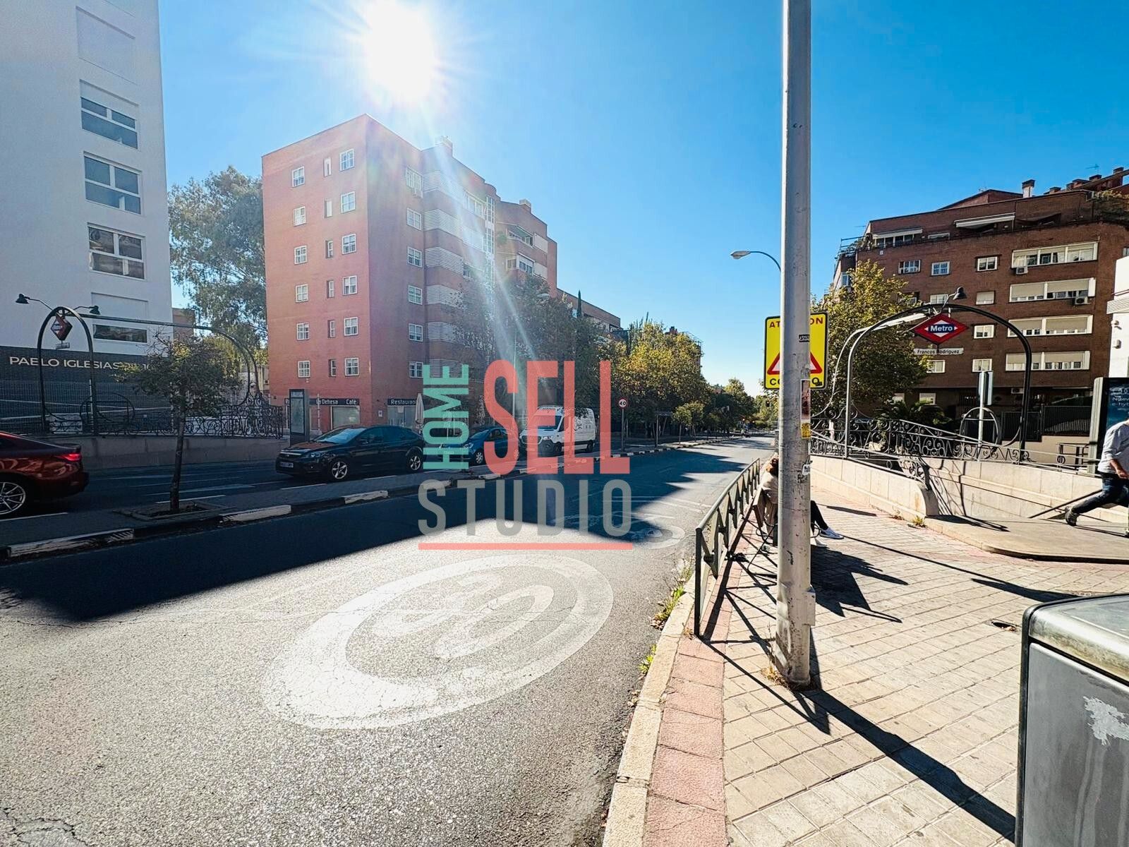 Exterior view of Flat for sale in  Madrid Capital  with Heating, Parquet flooring and Oven