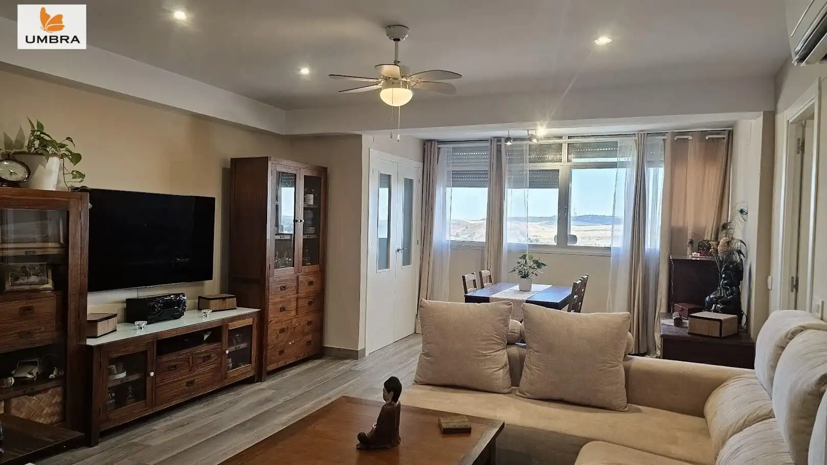 Wohnzimmer von Wohnung zum Verkauf in Jerez de la Frontera mit Klimaanlage, Heizung und Terrasse