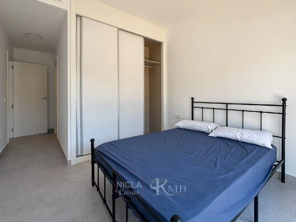 Habitación de Apartamento en venta en Garrucha con Aire acondicionado, Terraza y Amueblado