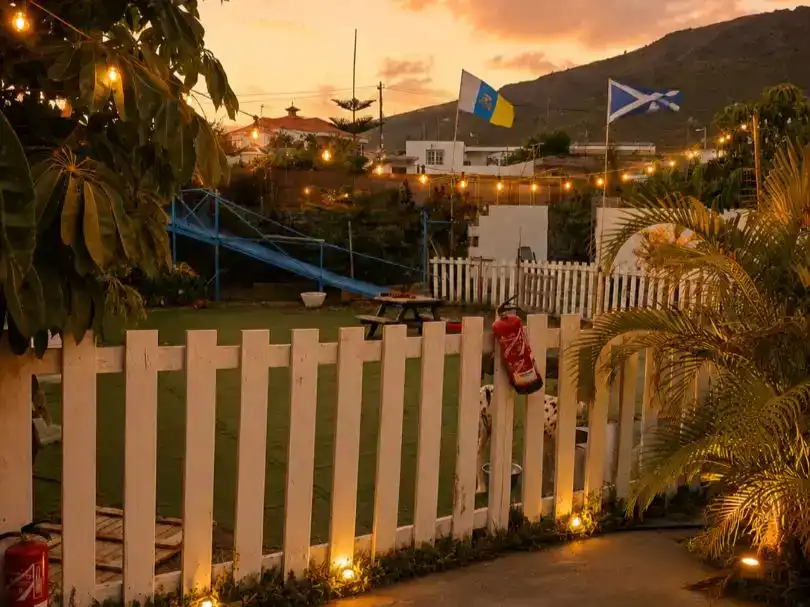 Vista exterior de Casa o chalet en venta en Adeje con Balcón