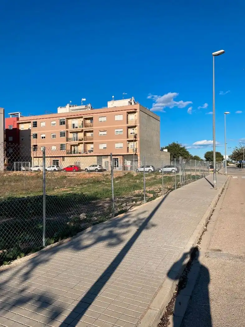 Terreny residencial en venda a Carrer Ovidi Montllor 9, imagen 2