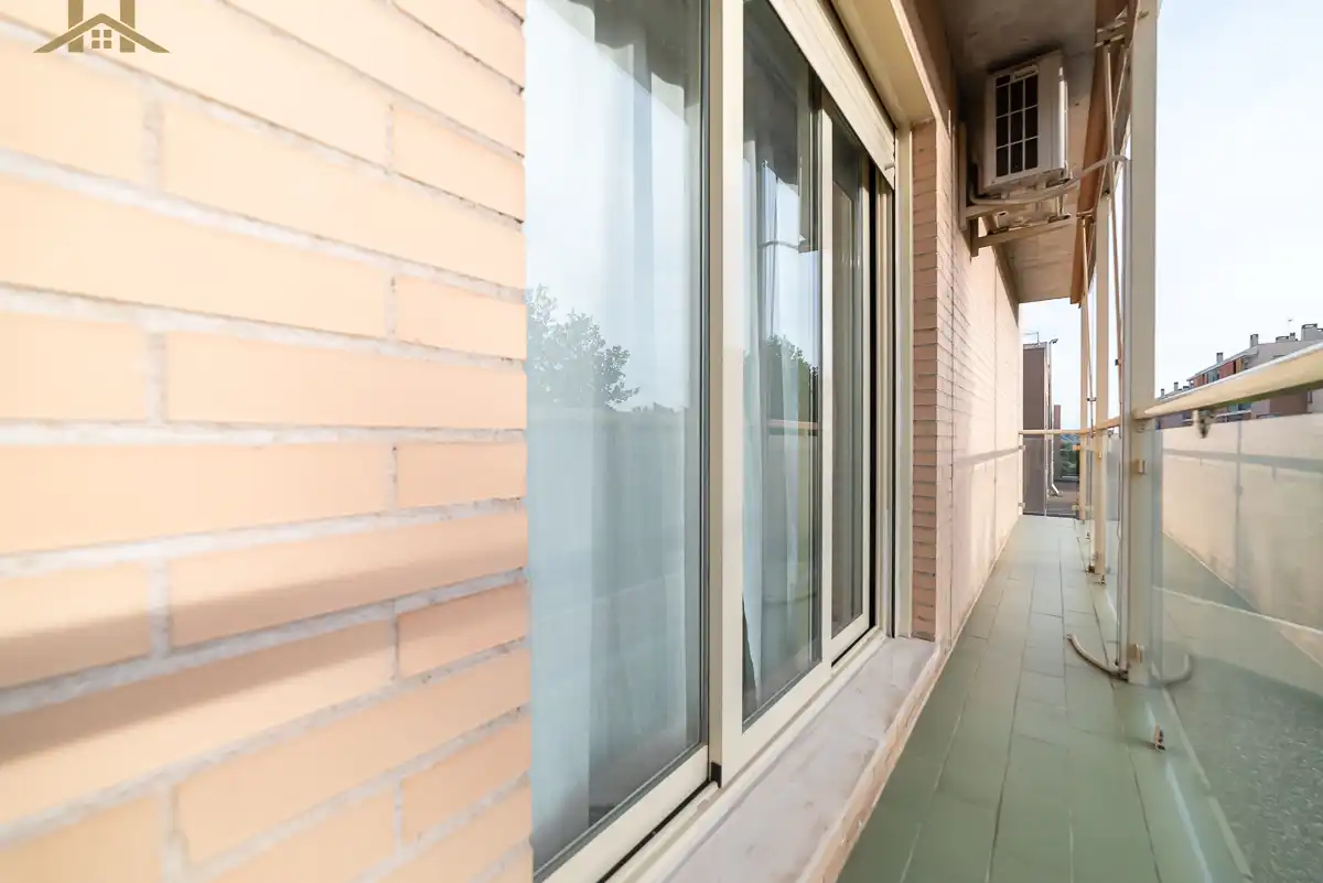 Vista exterior de Piso en venta en Torrejón de Ardoz con Aire acondicionado, Calefacción y Trastero