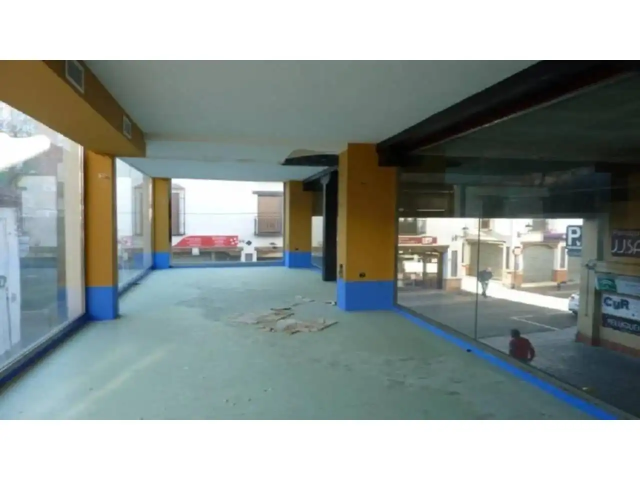 Local comercial en venta en Calle ZACATIN
