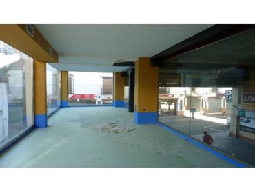 Local comercial en venda a Calle ZACATIN